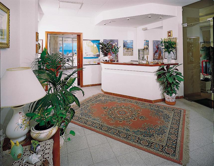 Hotel Dinarica Marotta Exterior photo